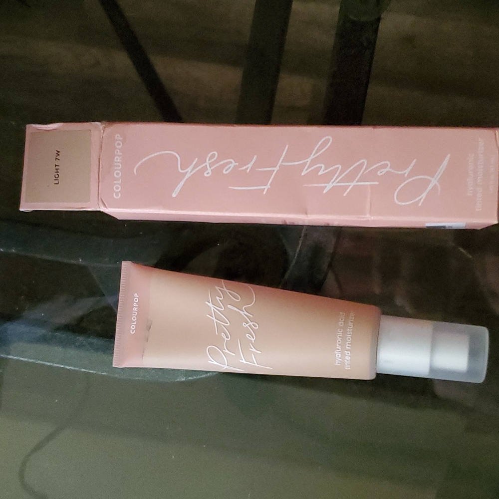 ColourPop Pretty Fresh LIGHT 7W